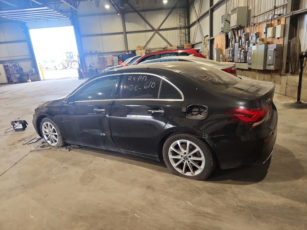 2021 MERCEDES-BENZ A 220 4MATIC — снимка 2