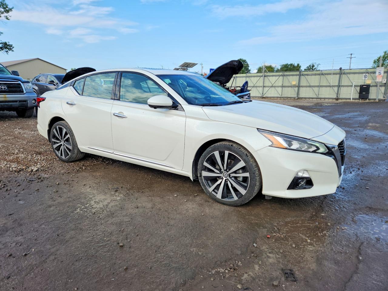 2019 NISSAN ALTIMA PLATINUM — снимка 4