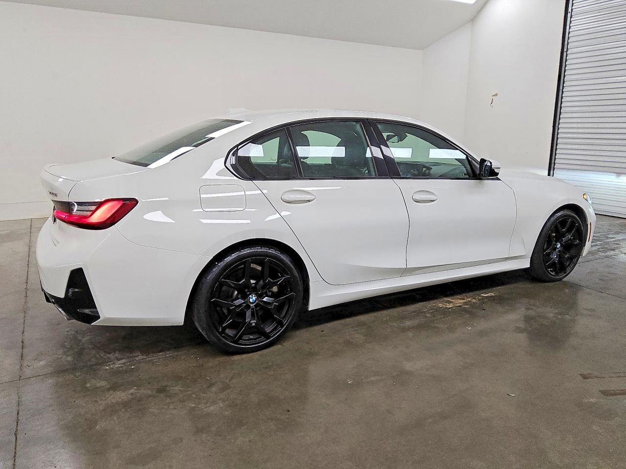 2026 BMW 330XI — снимка 3