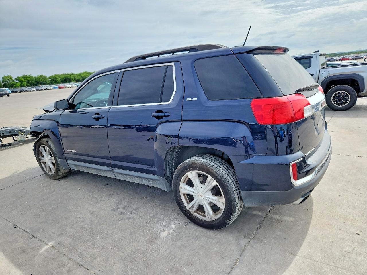 2017 GMC TERRAIN SLE — снимка 2