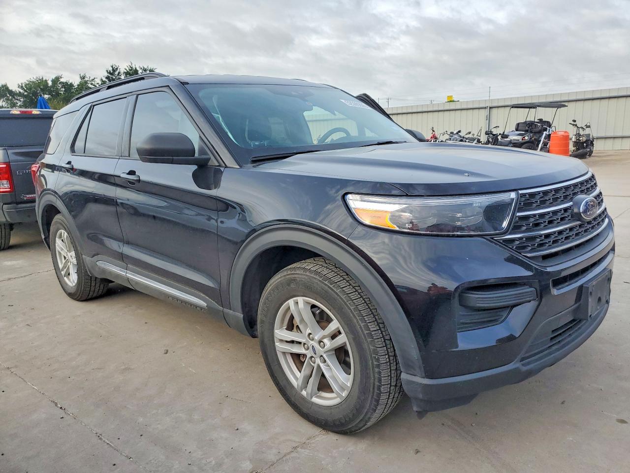 2022 FORD EXPLORER XLT — снимка 4