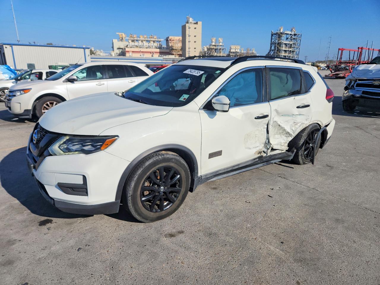 2017 NISSAN ROGUE SV