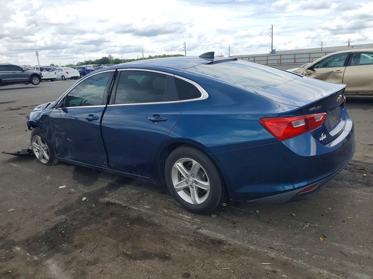 2019 CHEVROLET MALIBU LS — снимка 2