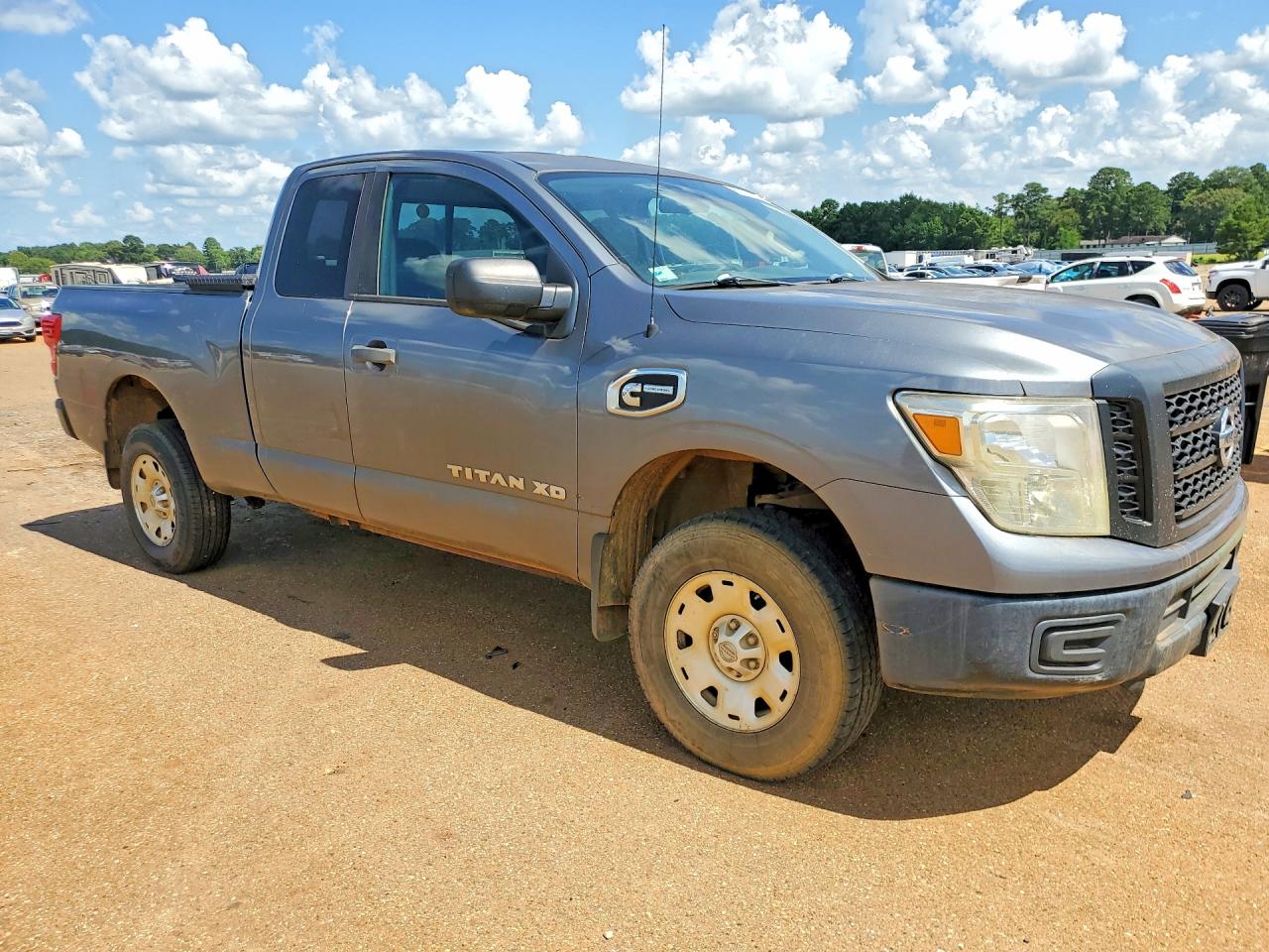 2017 NISSAN TITAN XD S — снимка 4