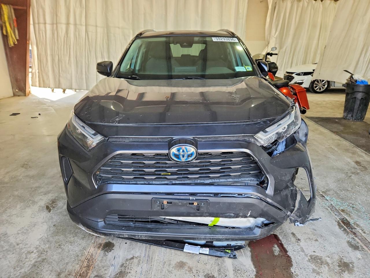2022 TOYOTA RAV4 XLE — снимка 5