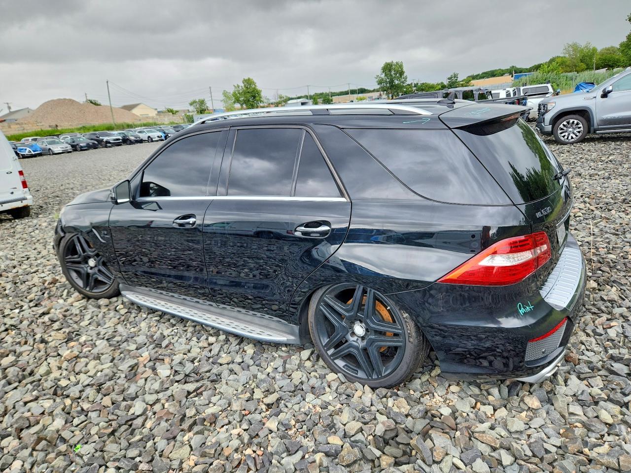 2013 MERCEDES-BENZ ML 63 AMG — снимка 2