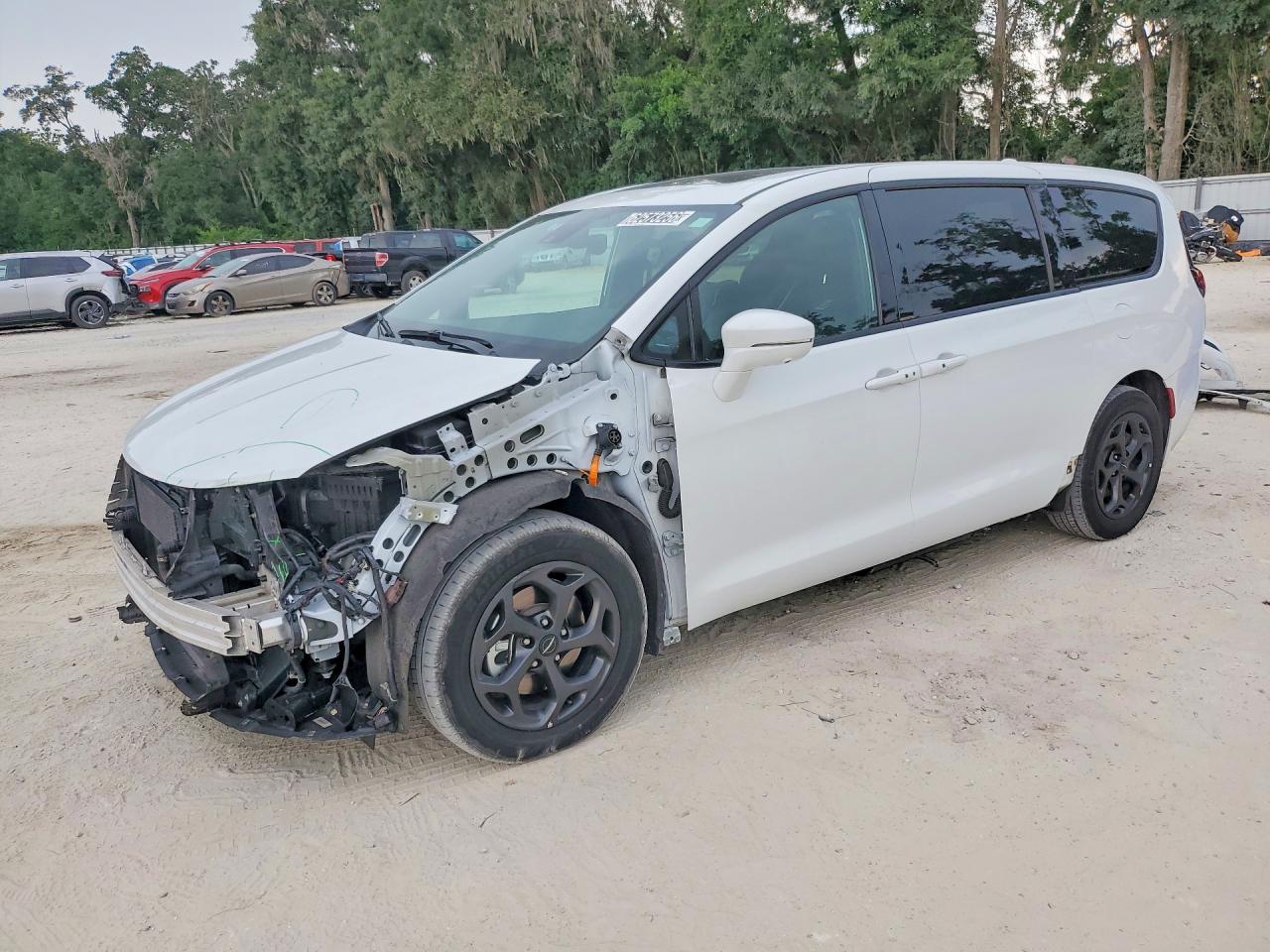 2022 CHRYSLER PACIFICA HYBRID LIMITED