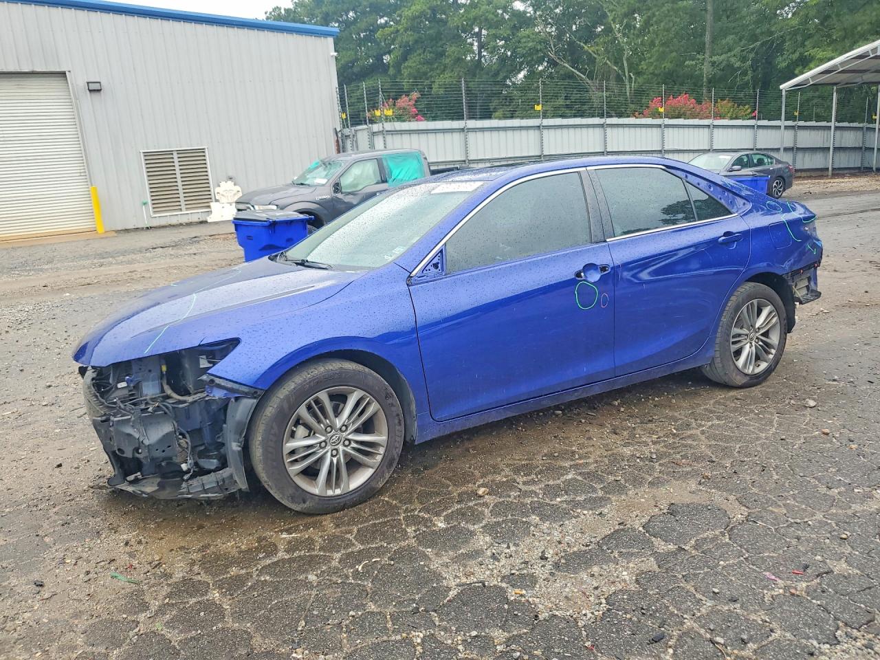 2015 TOYOTA CAMRY SE