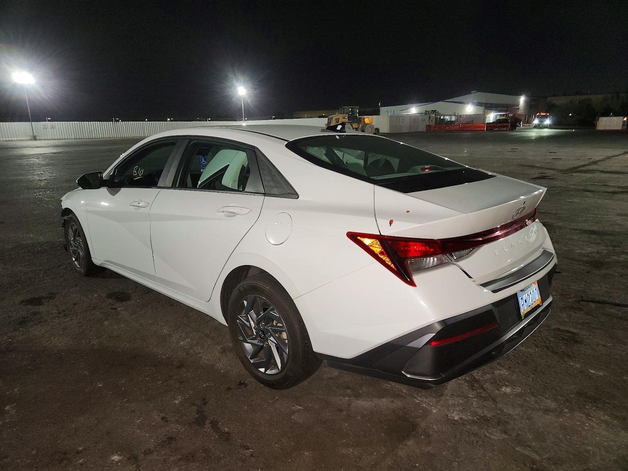 2024 HYUNDAI ELANTRA SEL — снимка 2