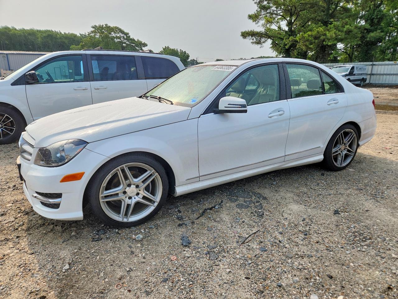 2013 MERCEDES-BENZ C 250