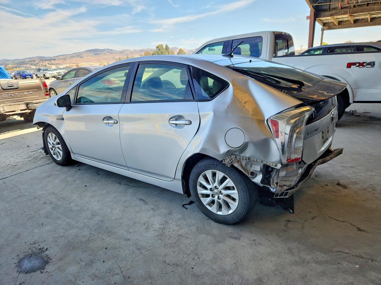 2015 TOYOTA PRIUS PLUG-IN HYBRID BASE — снимка 2