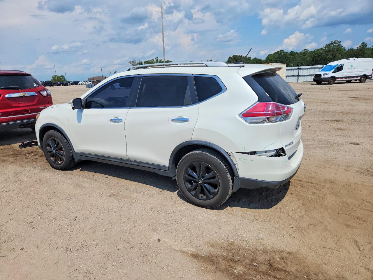 2015 NISSAN ROGUE SV — снимка 2