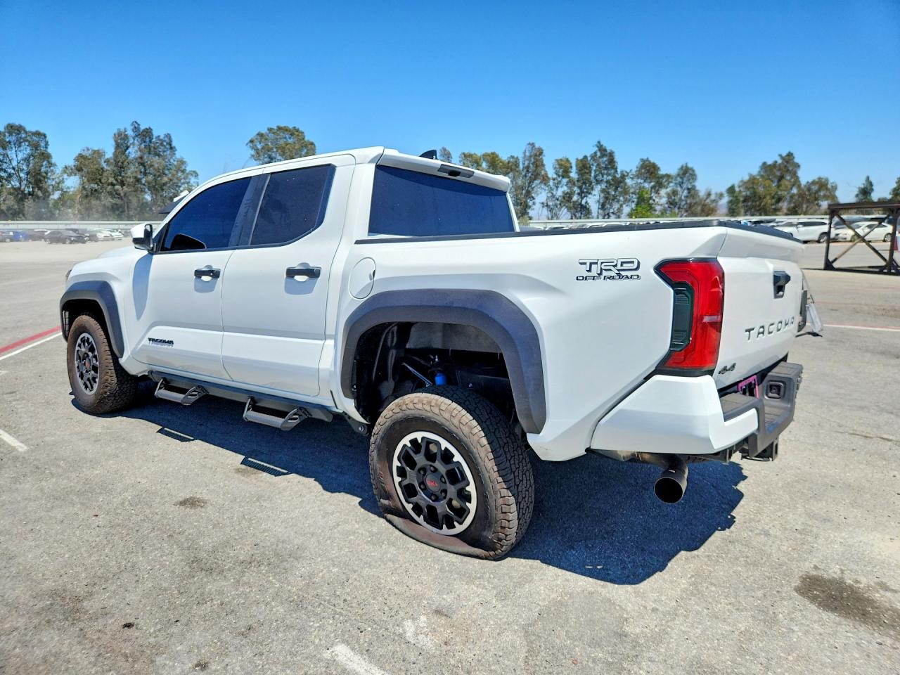 2026 TOYOTA TACOMA TRD OFF-ROAD — снимка 2