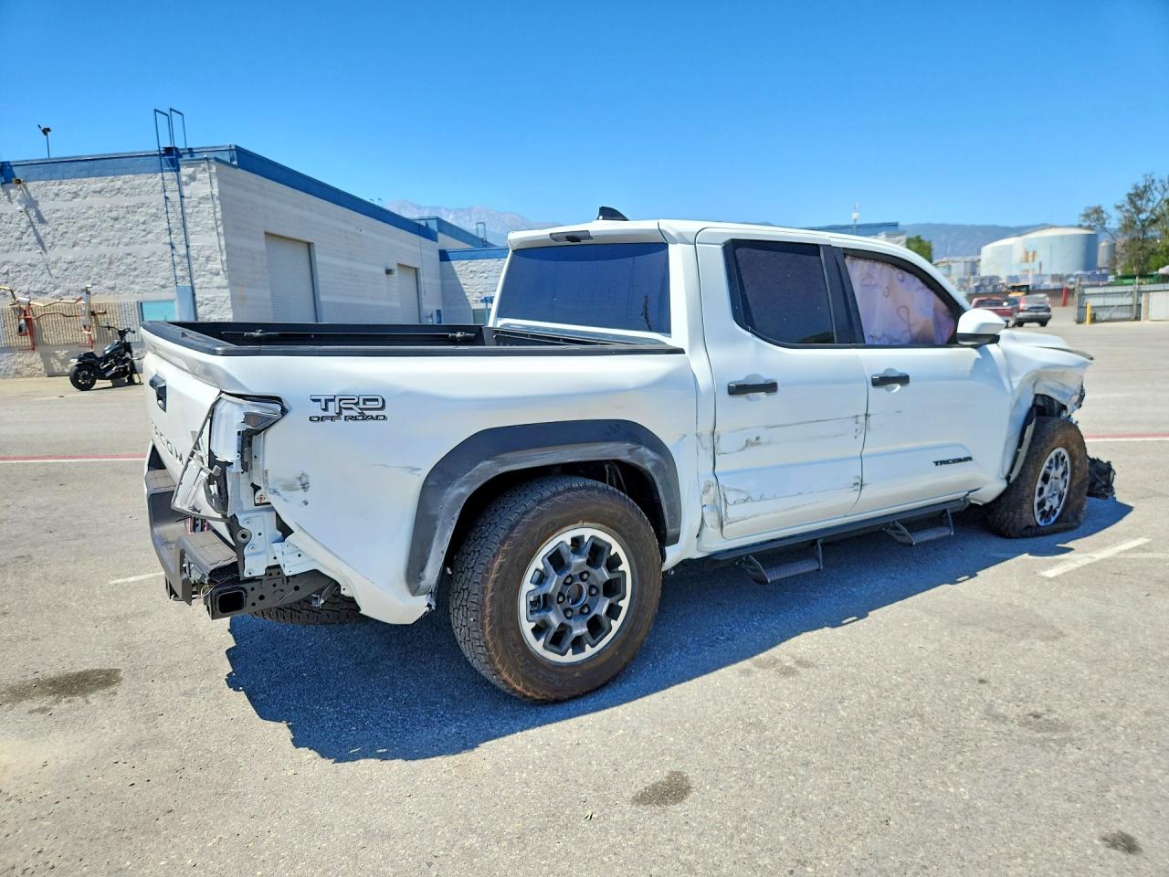 2026 TOYOTA TACOMA TRD OFF-ROAD — снимка 3