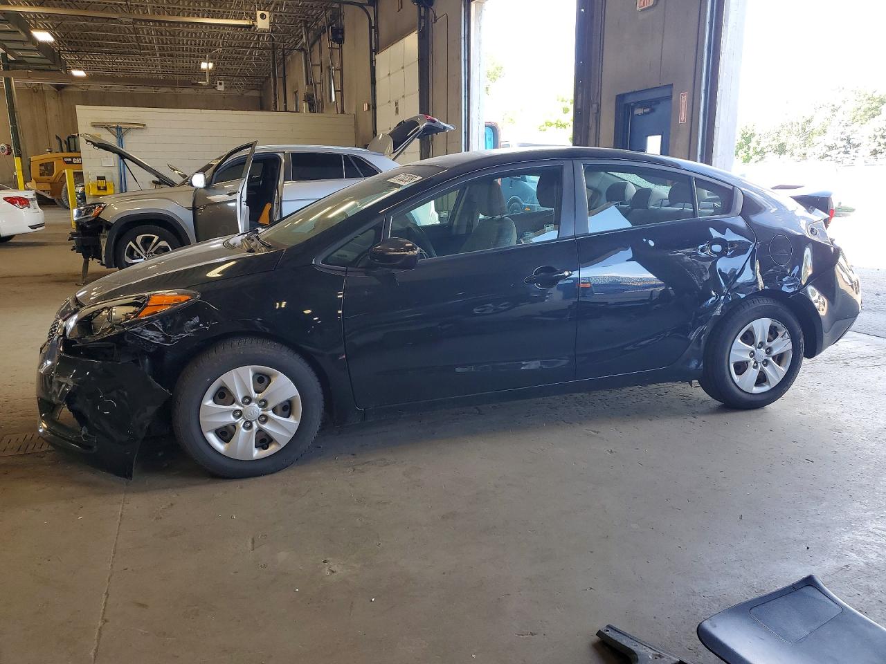 2015 KIA FORTE LX