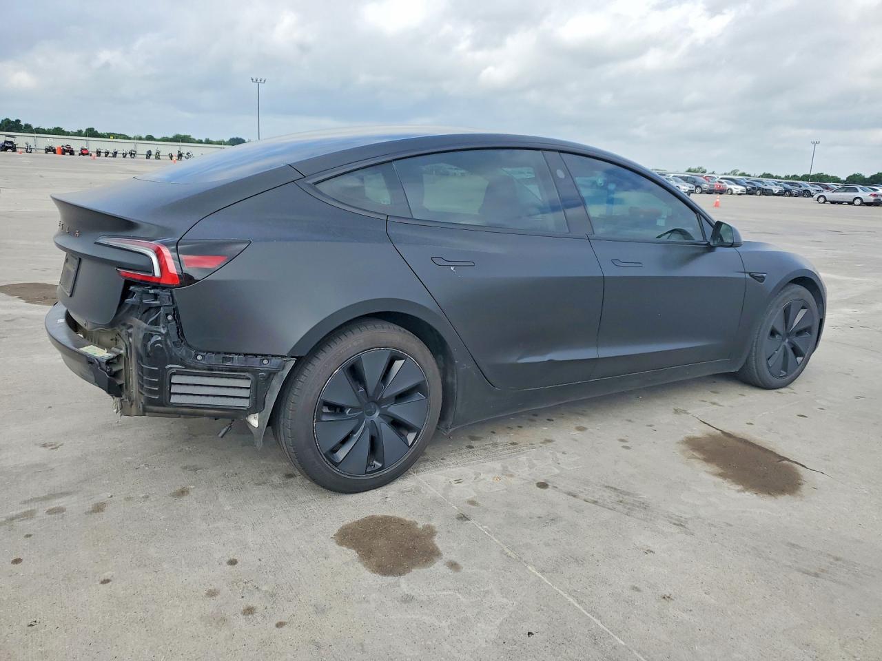 2024 TESLA MODEL 3 — снимка 3