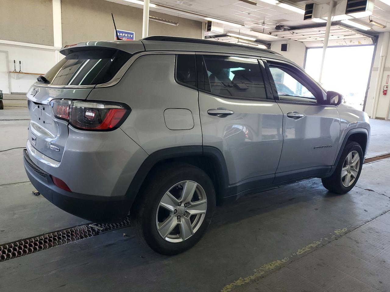 2022 JEEP COMPASS LATITUDE — снимка 3