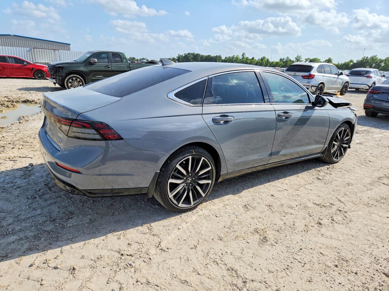 2025 HONDA ACCORD TOURING HYBRID — снимка 3