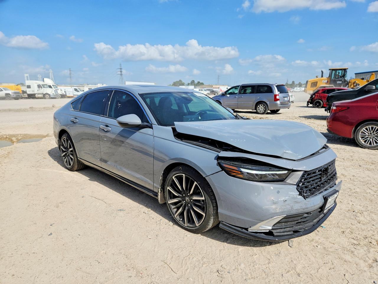 2025 HONDA ACCORD TOURING HYBRID — снимка 4