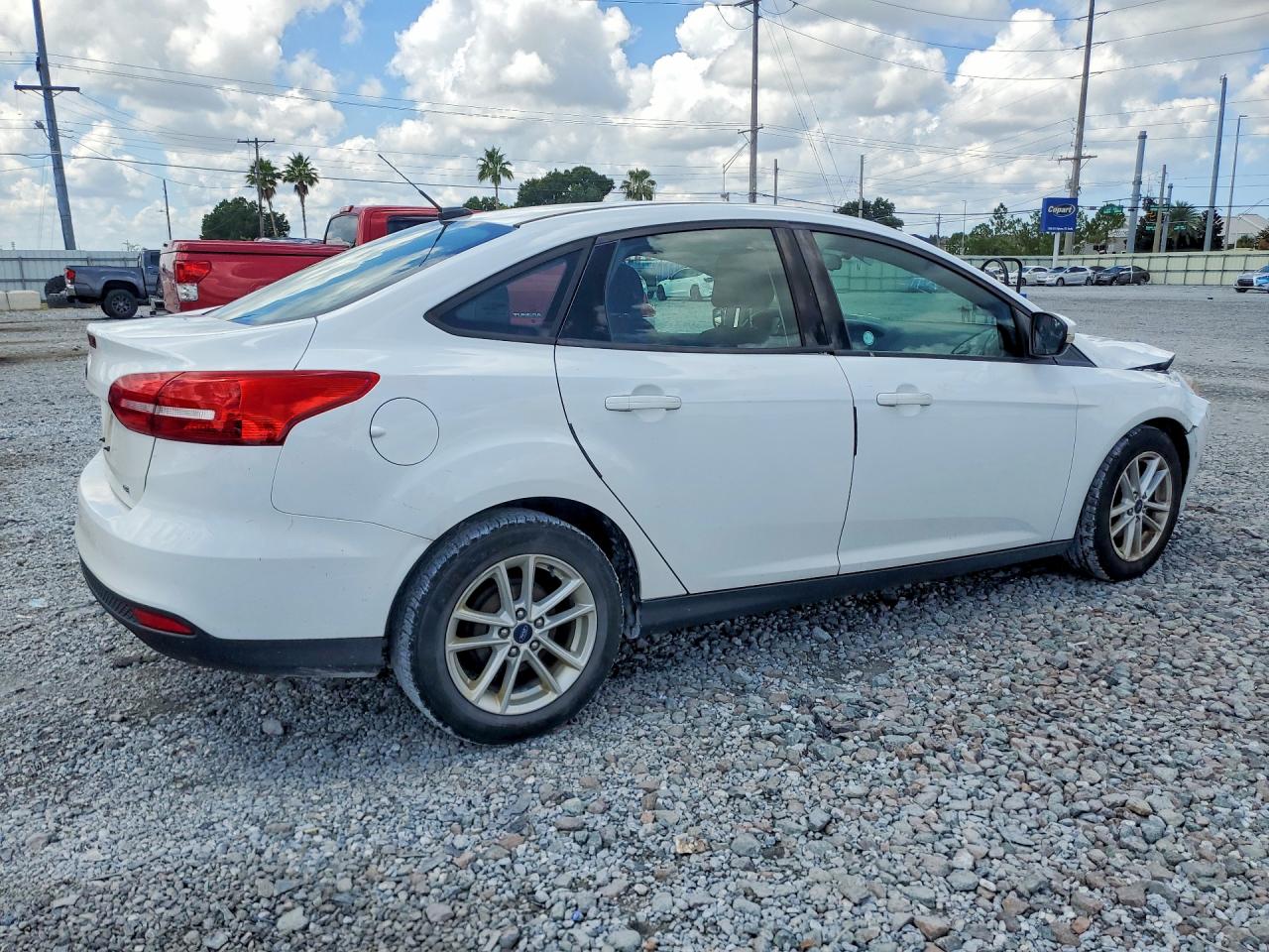 2017 FORD FOCUS SE — снимка 3