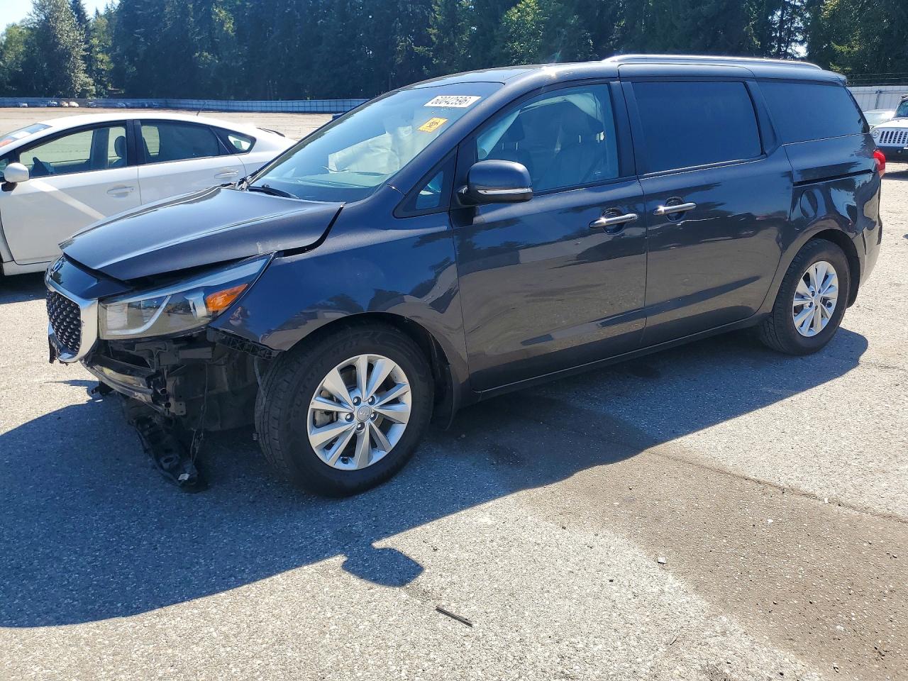 2017 KIA SEDONA LX