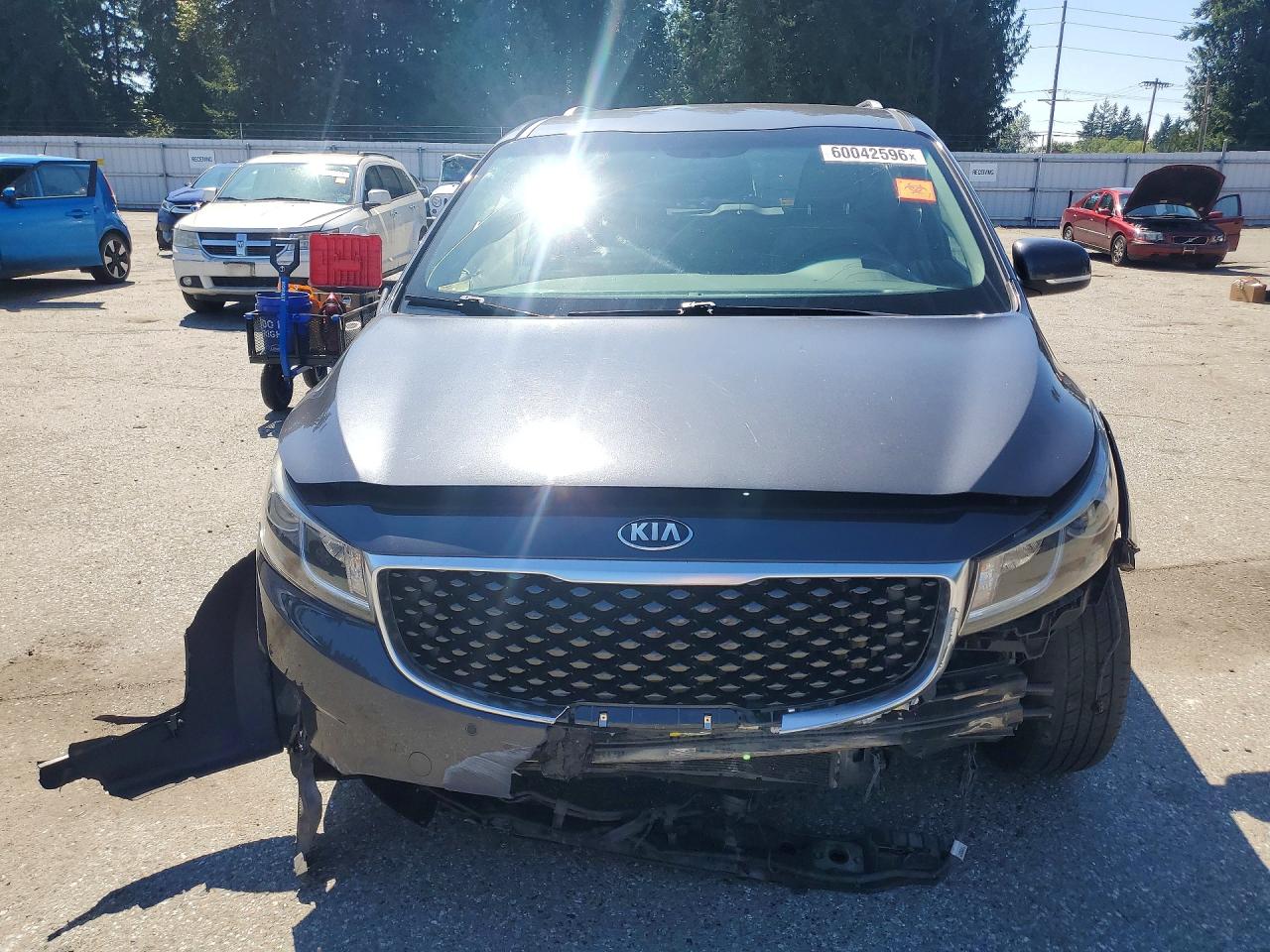 2017 KIA SEDONA LX — снимка 5