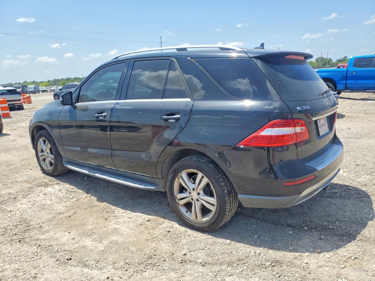 2013 MERCEDES-BENZ ML 350 4MATIC — снимка 2