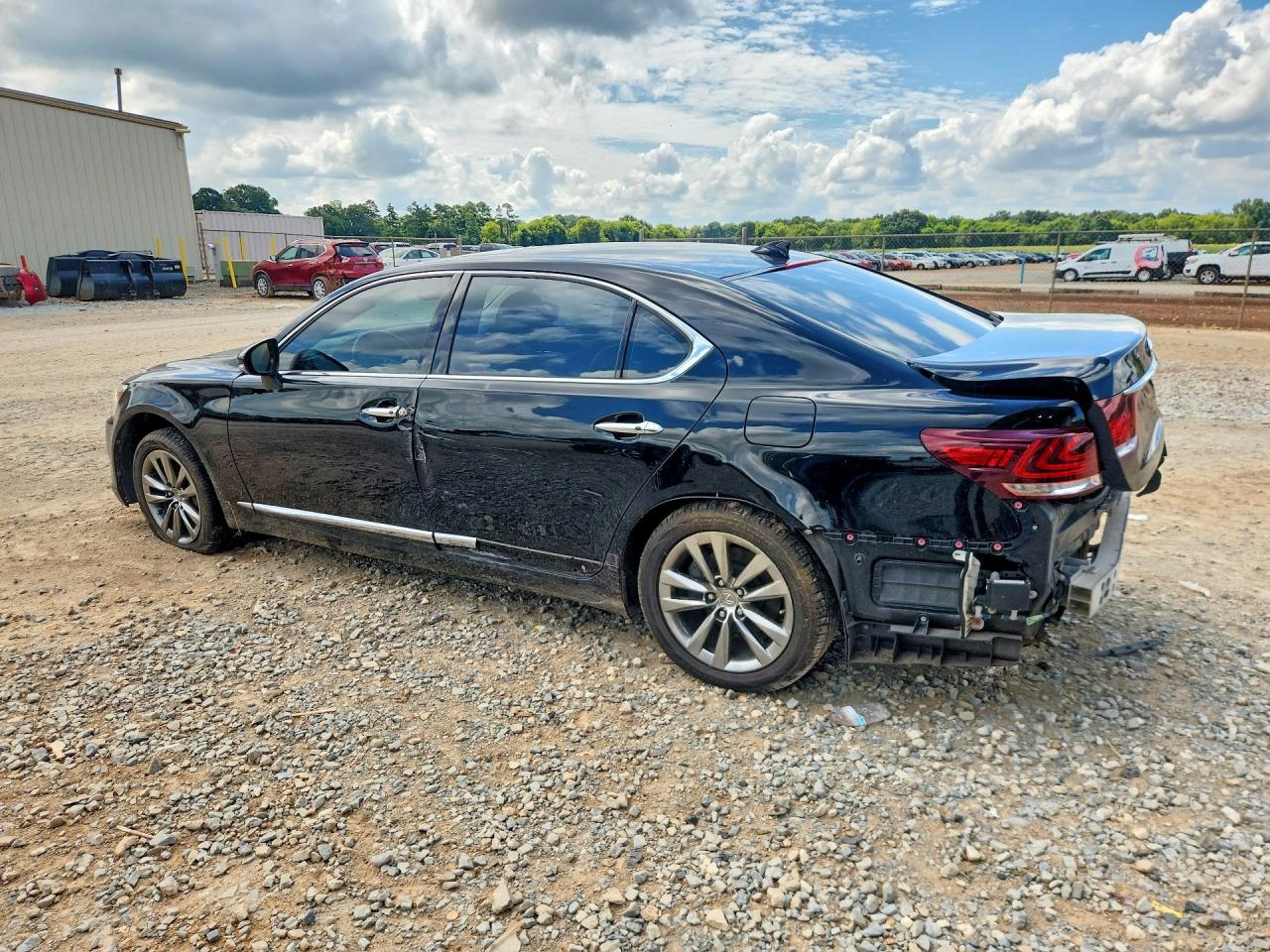 2015 LEXUS LS 460L — снимка 2