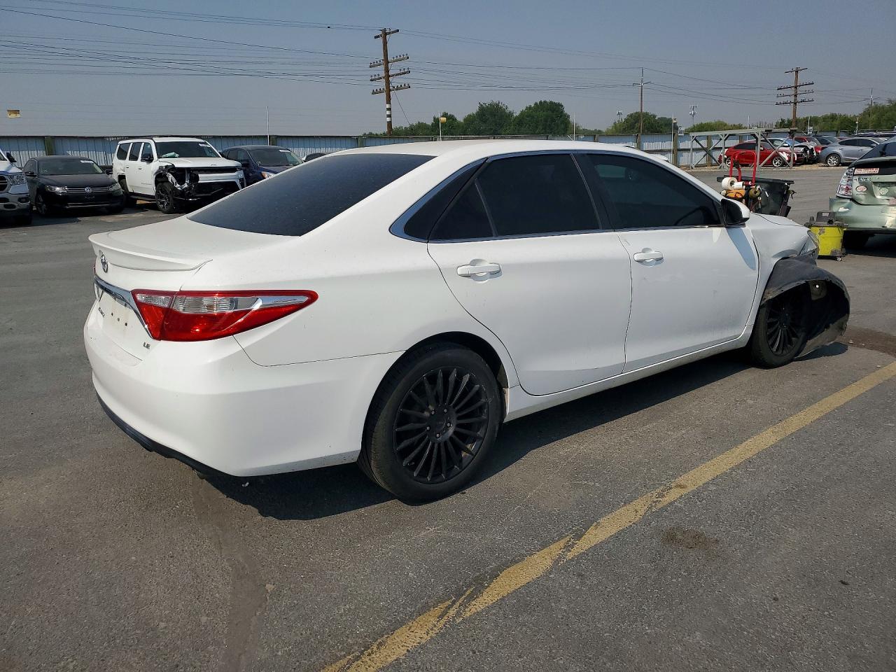 2015 TOYOTA CAMRY SE — снимка 3
