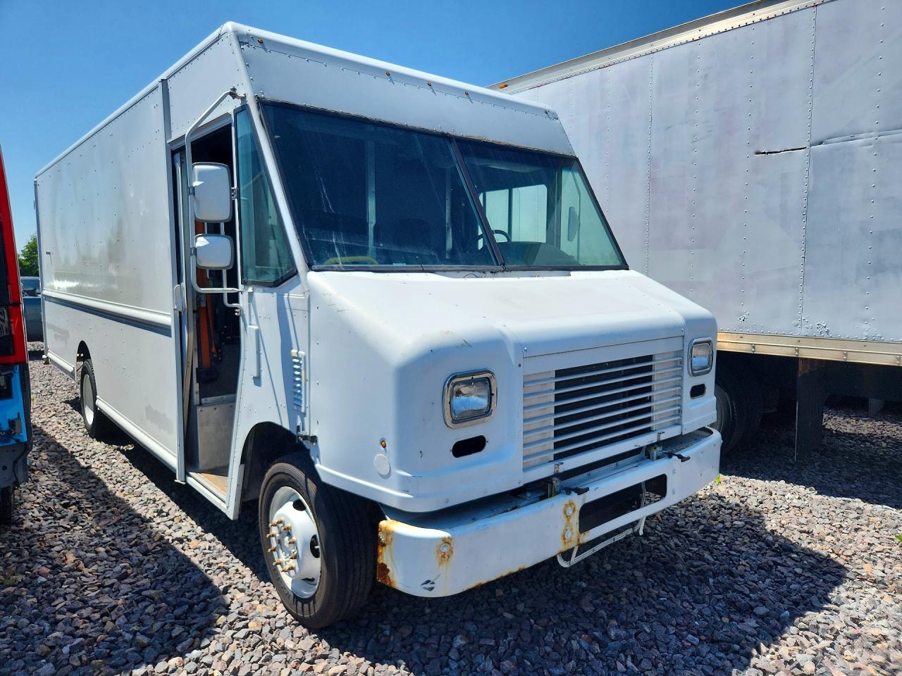 2015 FORD F59 — снимка 4