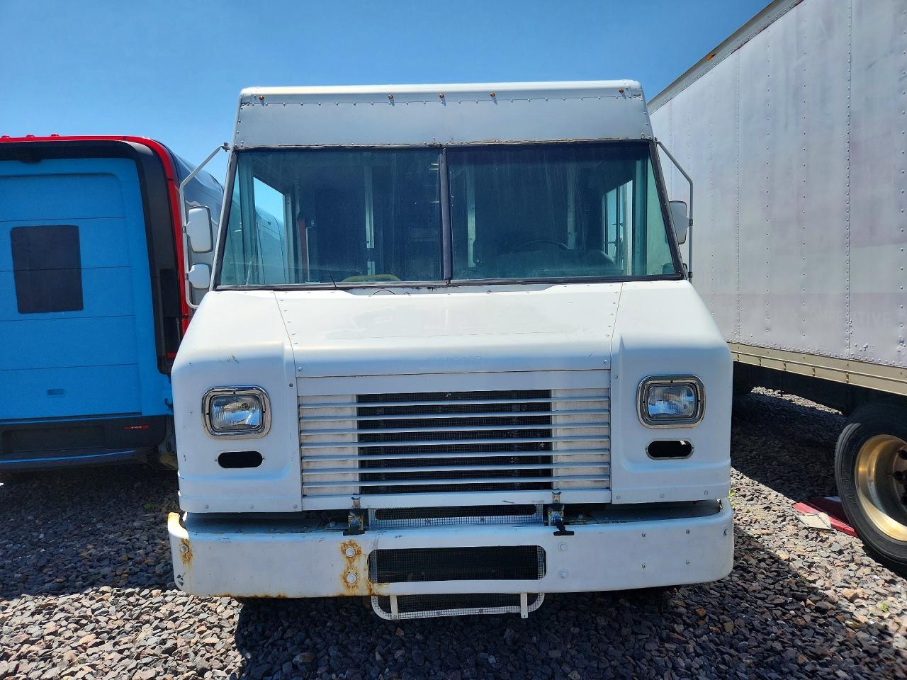 2015 FORD F59 — снимка 5
