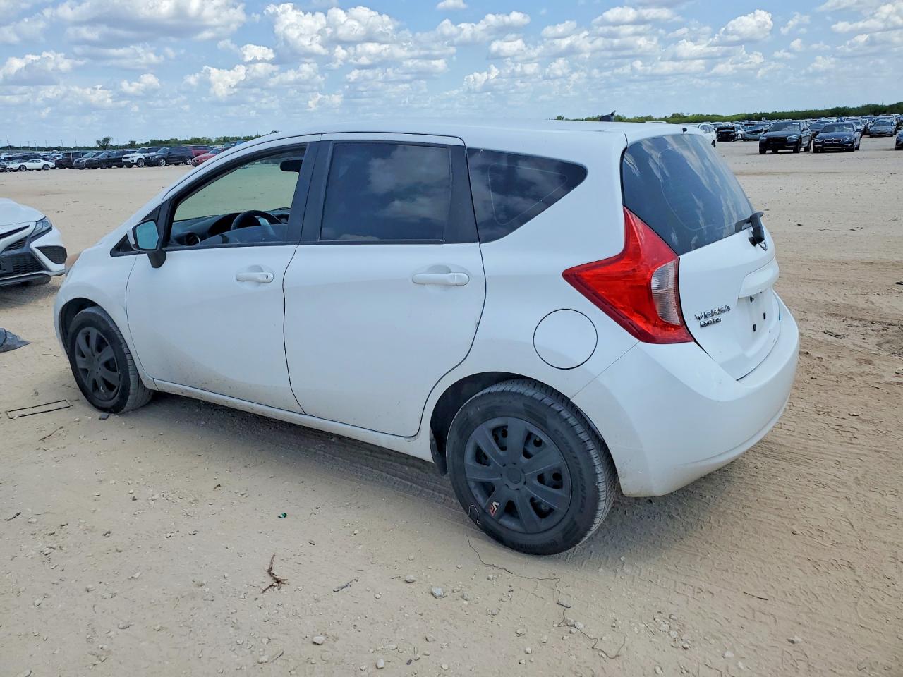 2015 NISSAN VERSA NOTE S PLUS — снимка 2