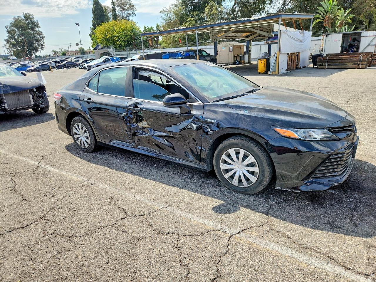 2019 TOYOTA CAMRY LE — снимка 4