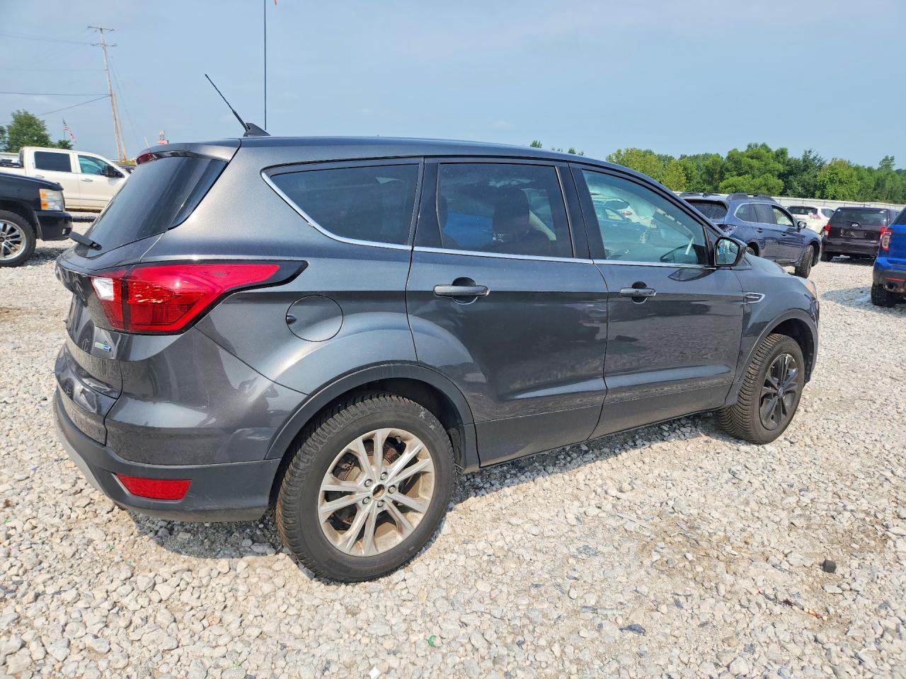 2019 FORD ESCAPE SE — снимка 3
