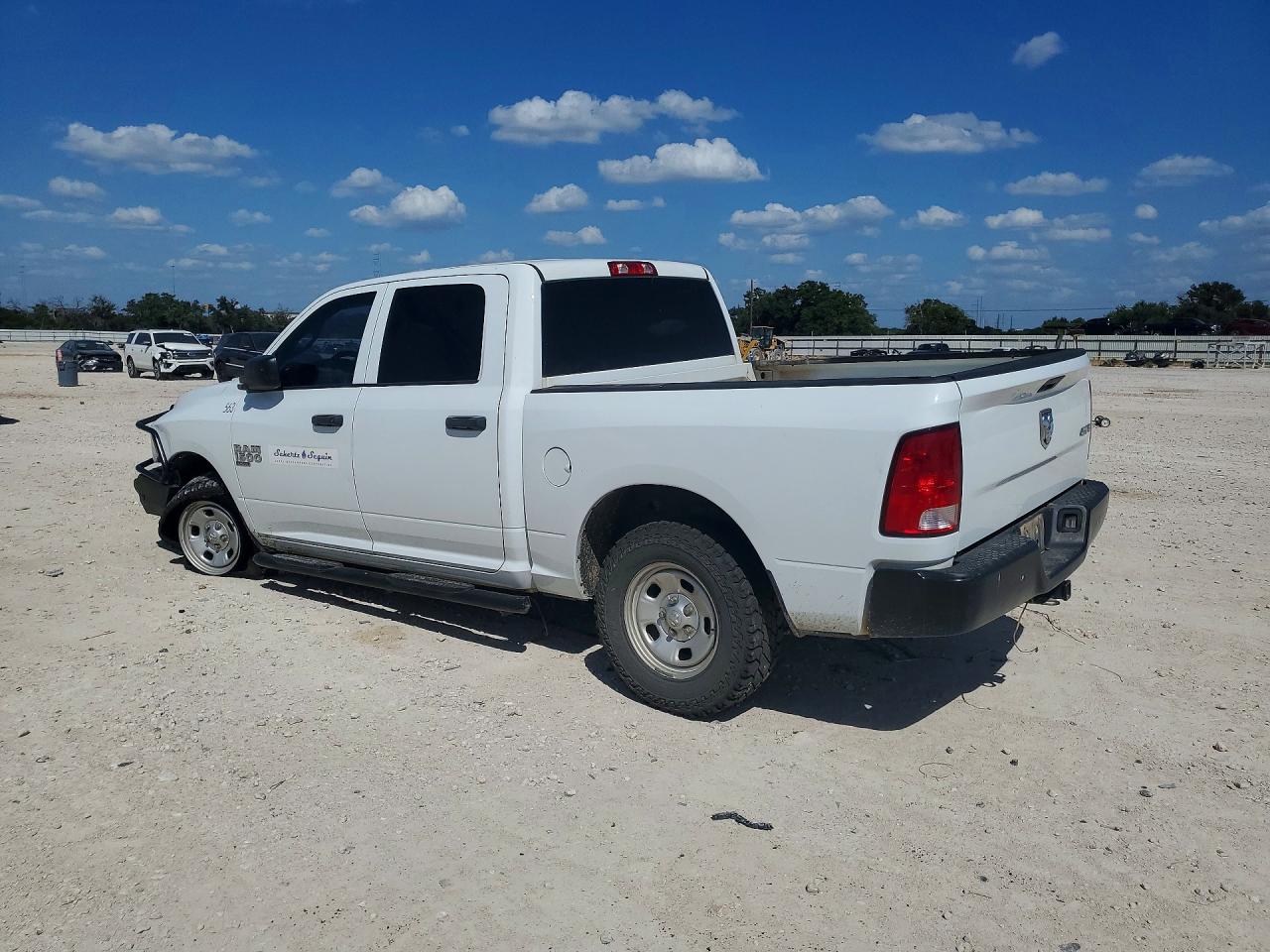 2022 RAM 1500 CLASSIC TRADESMAN — снимка 2