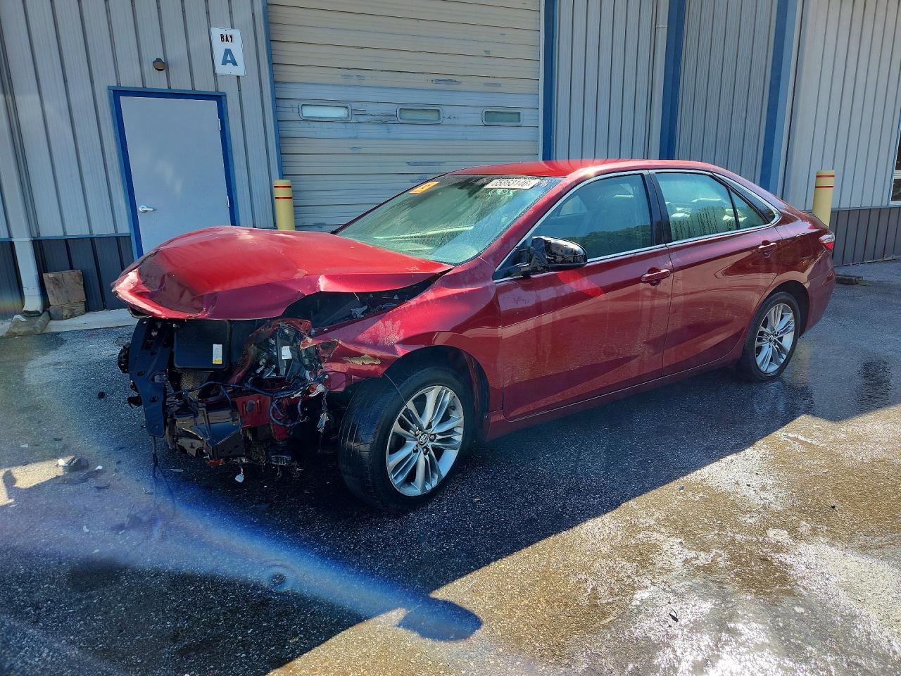 2016 TOYOTA CAMRY SE