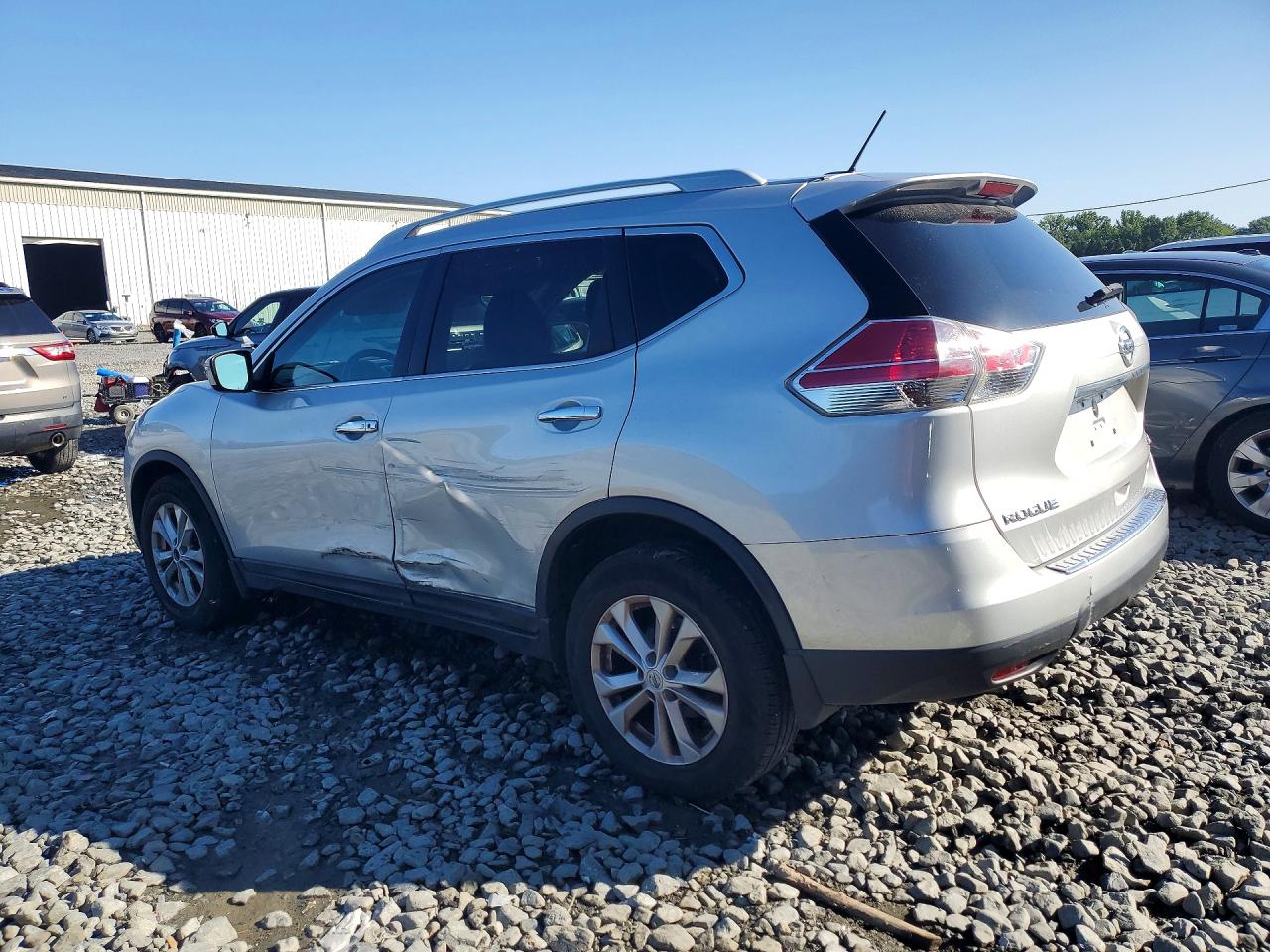 2015 NISSAN ROGUE SV — снимка 2