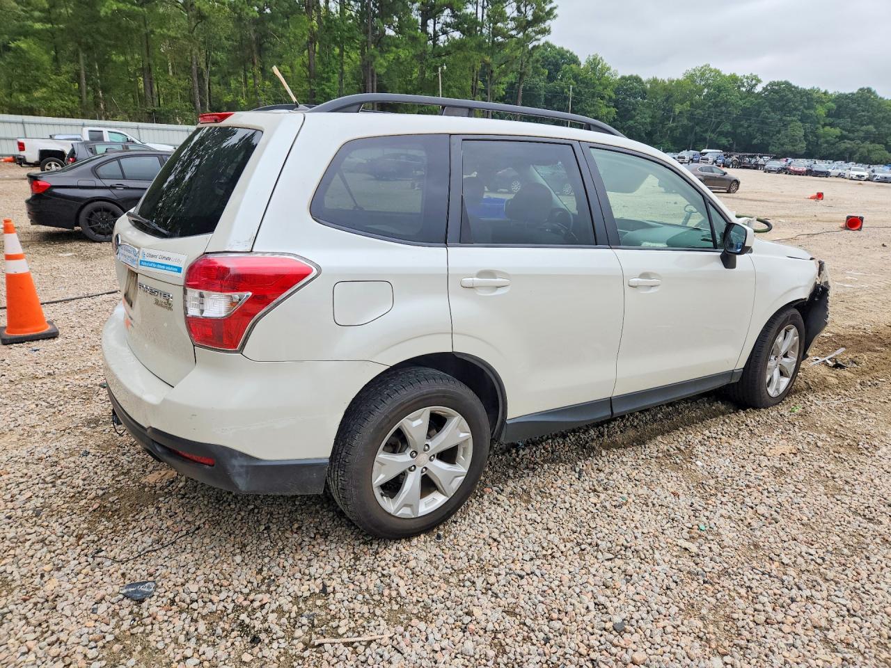 2015 SUBARU FORESTER 2.5I PREMIUM — снимка 3