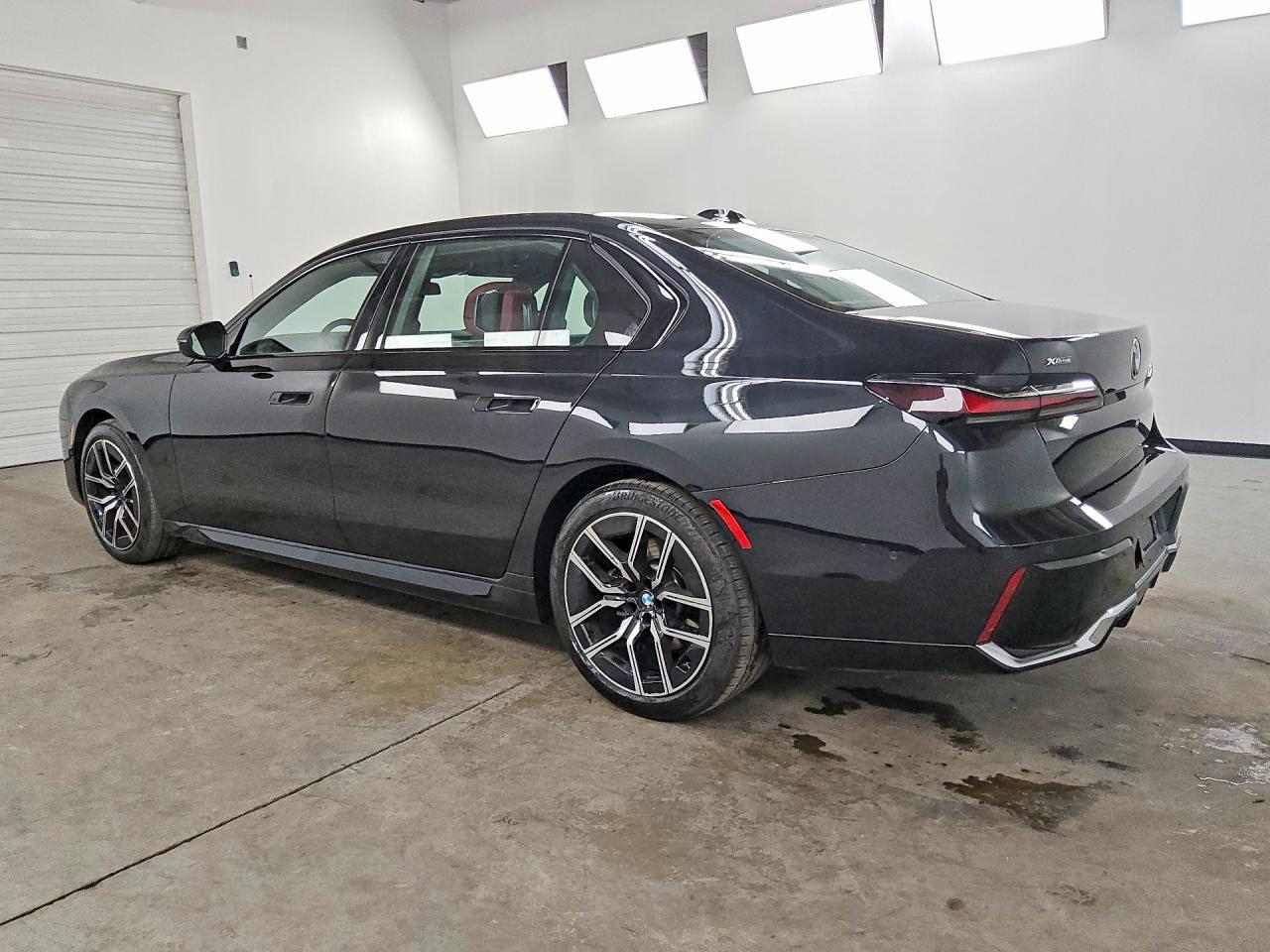 2026 BMW 740 XI — снимка 2