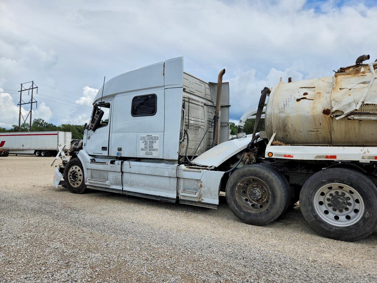 2016 VOLVO VNL — снимка 2