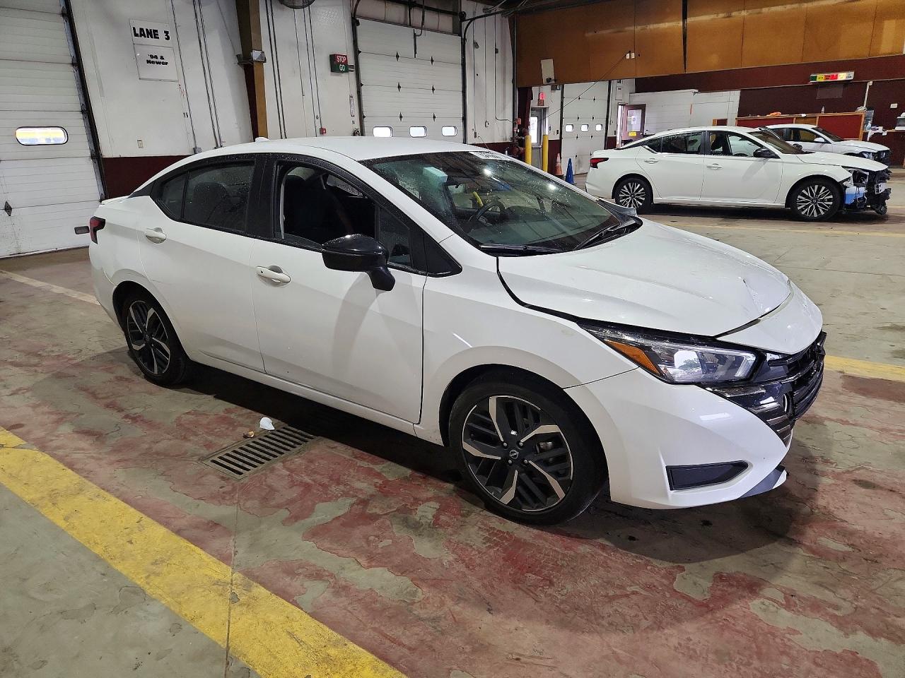 2025 NISSAN VERSA SR — снимка 4