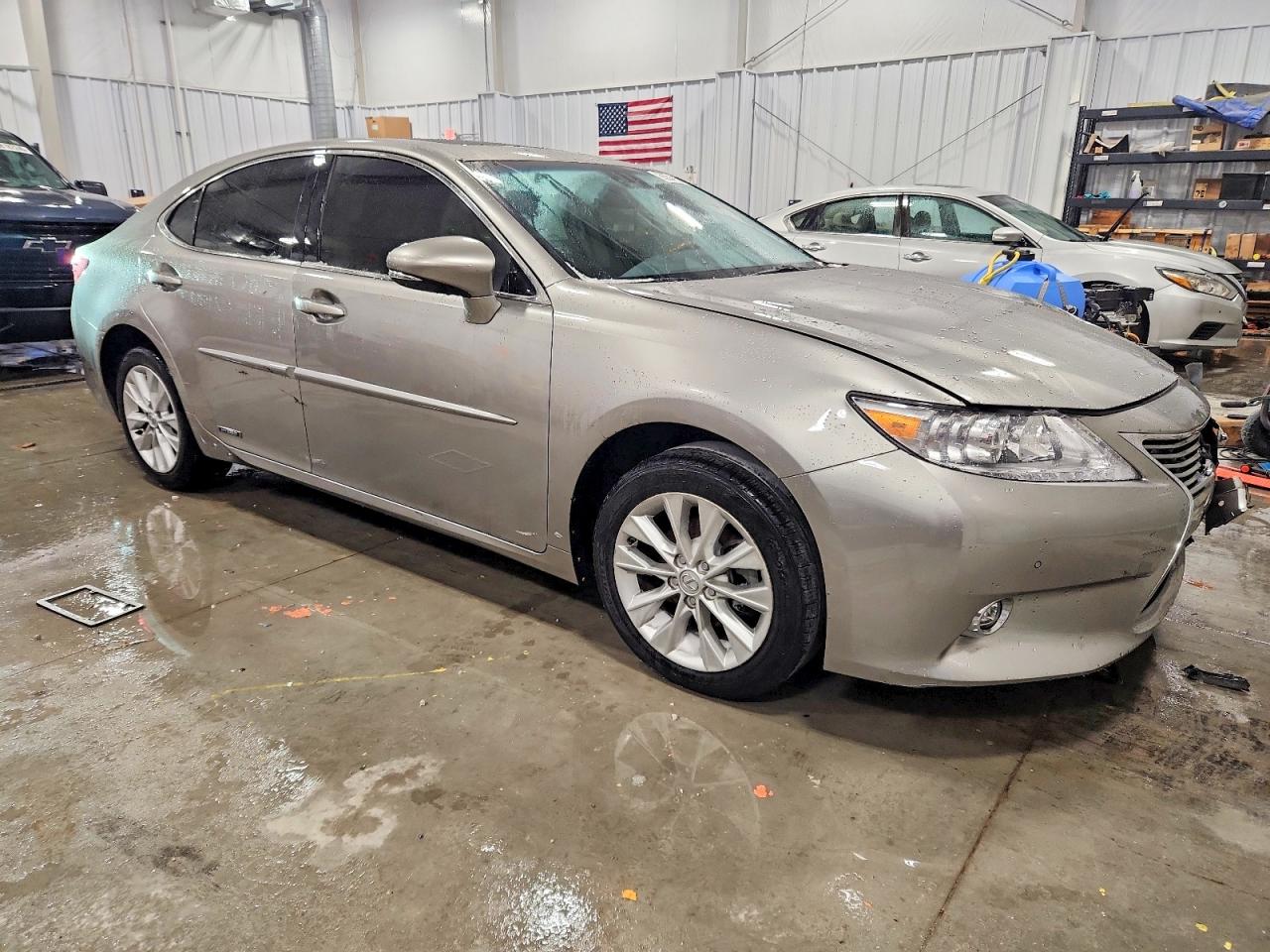 2015 LEXUS ES 300H — снимка 4