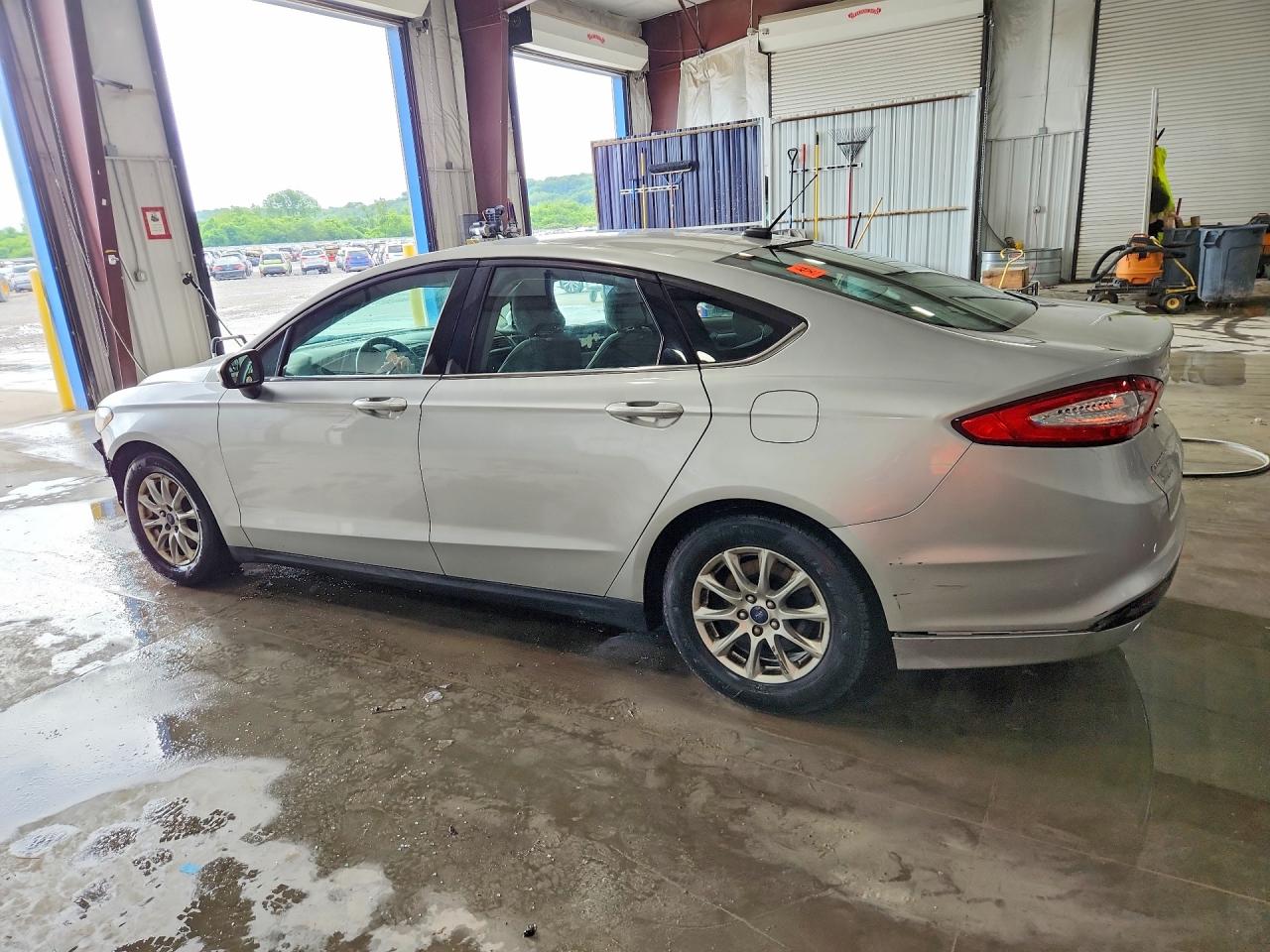 2015 FORD FUSION S — снимка 2