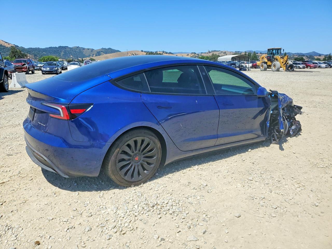 2025 TESLA MODEL 3 — снимка 3
