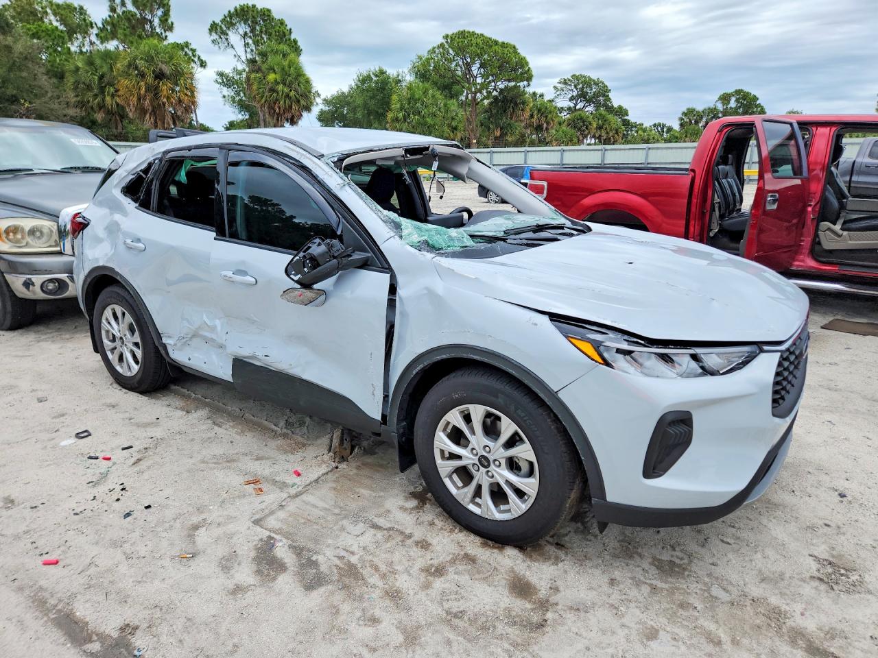 2025 FORD ESCAPE ACTIVE — снимка 4