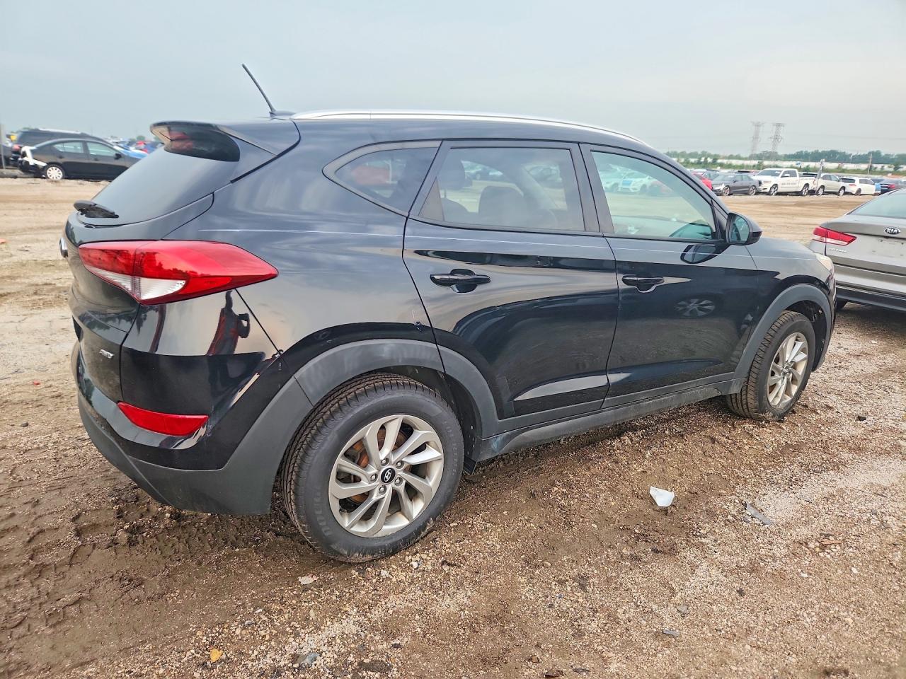 2016 HYUNDAI TUCSON SE — снимка 3