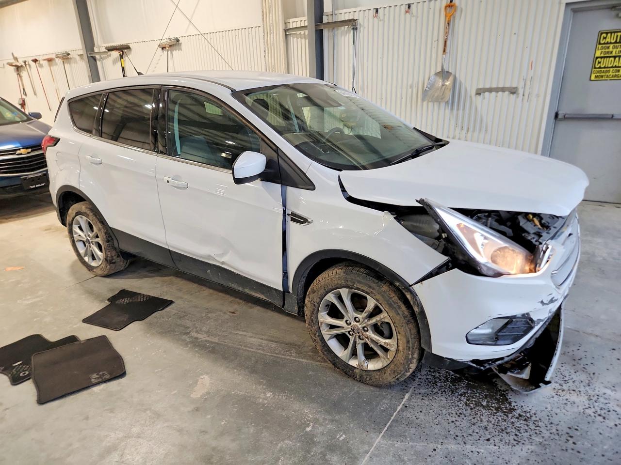2019 FORD ESCAPE SE — снимка 4
