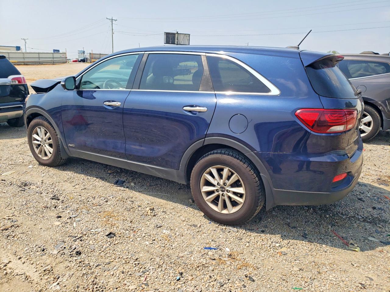 2019 KIA SORENTO LX V6 — снимка 2