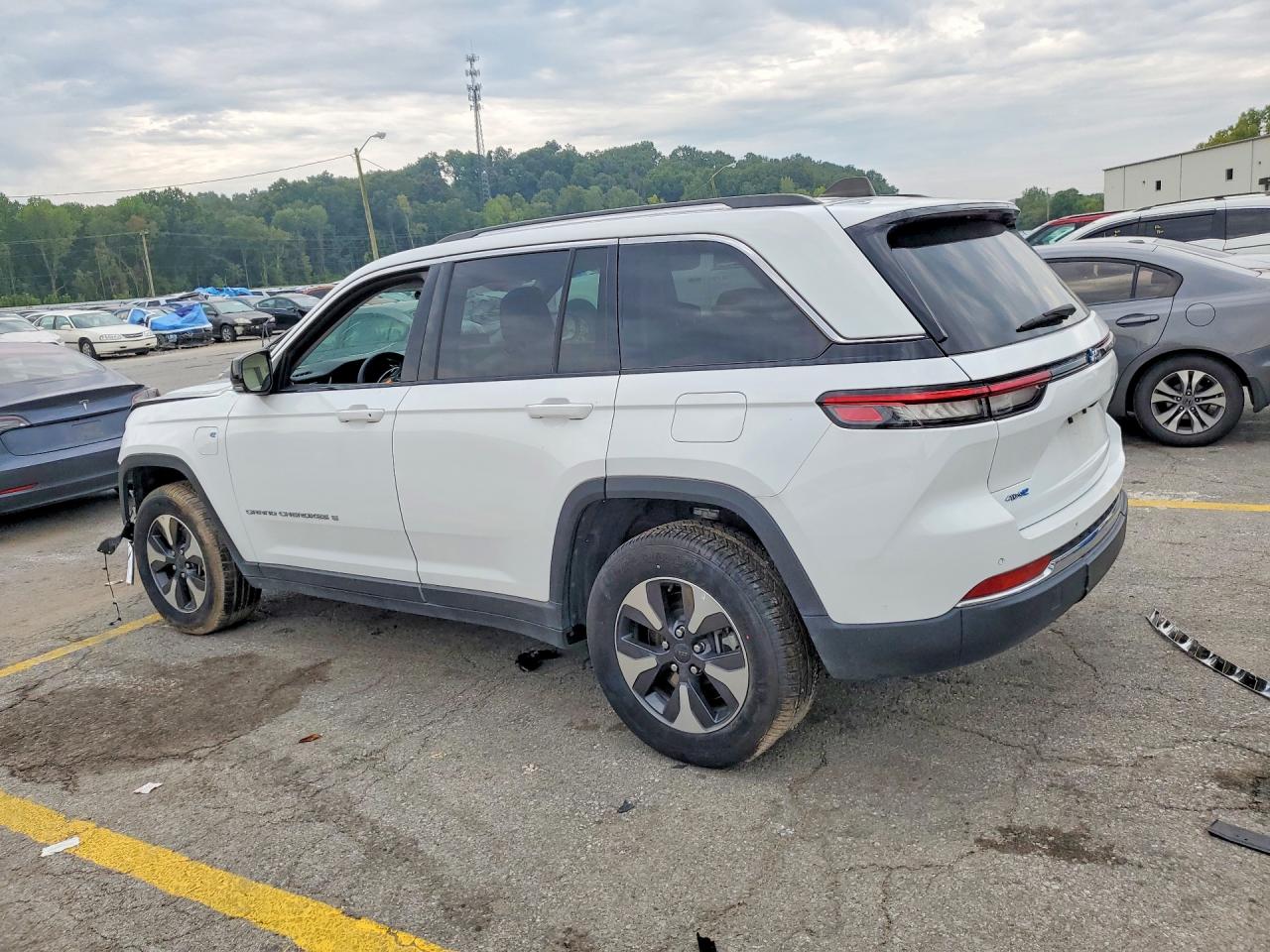 2024 JEEP GRAND CHEROKEE LIMITED 4XE — снимка 2