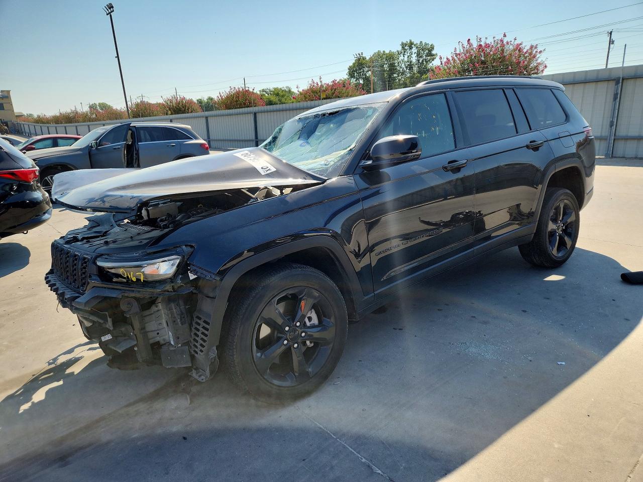 2024 JEEP GRAND CHEROKEE L LAREDO